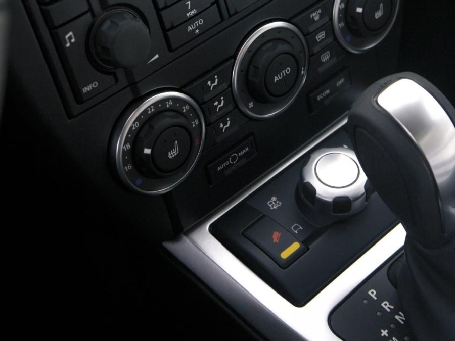  Land Rover Freelander 2 HSE i6 2006 года  (фото 49 из 193)